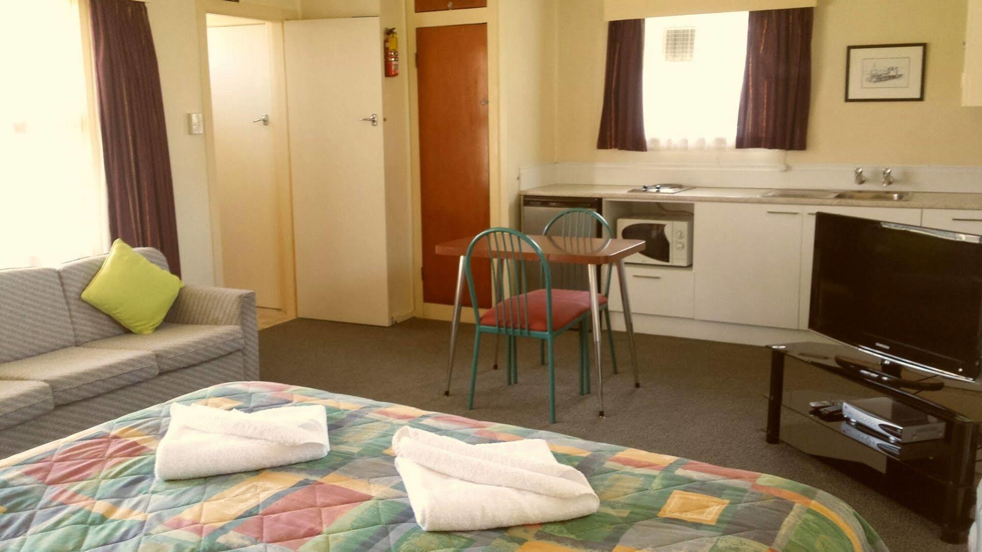 Lantern Court Motel Reefton Buitenkant foto