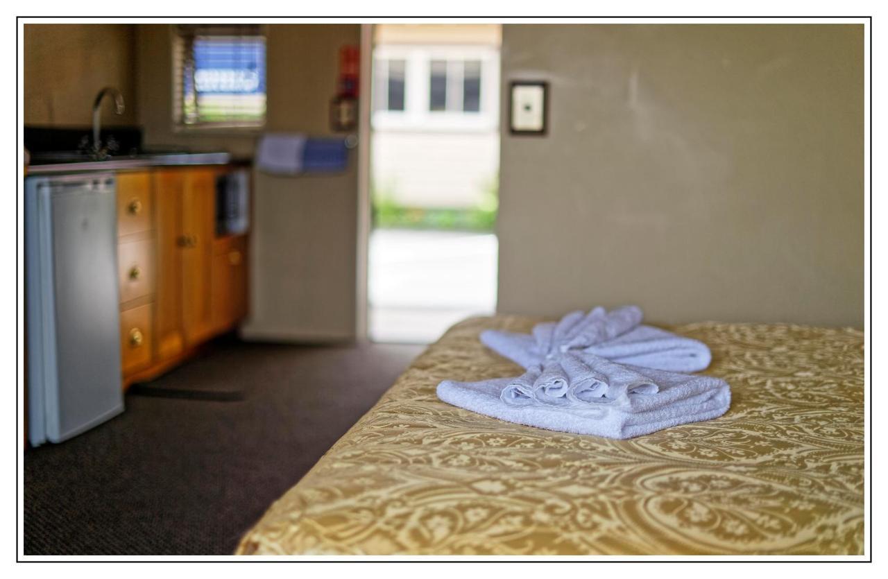 Lantern Court Motel Reefton Buitenkant foto