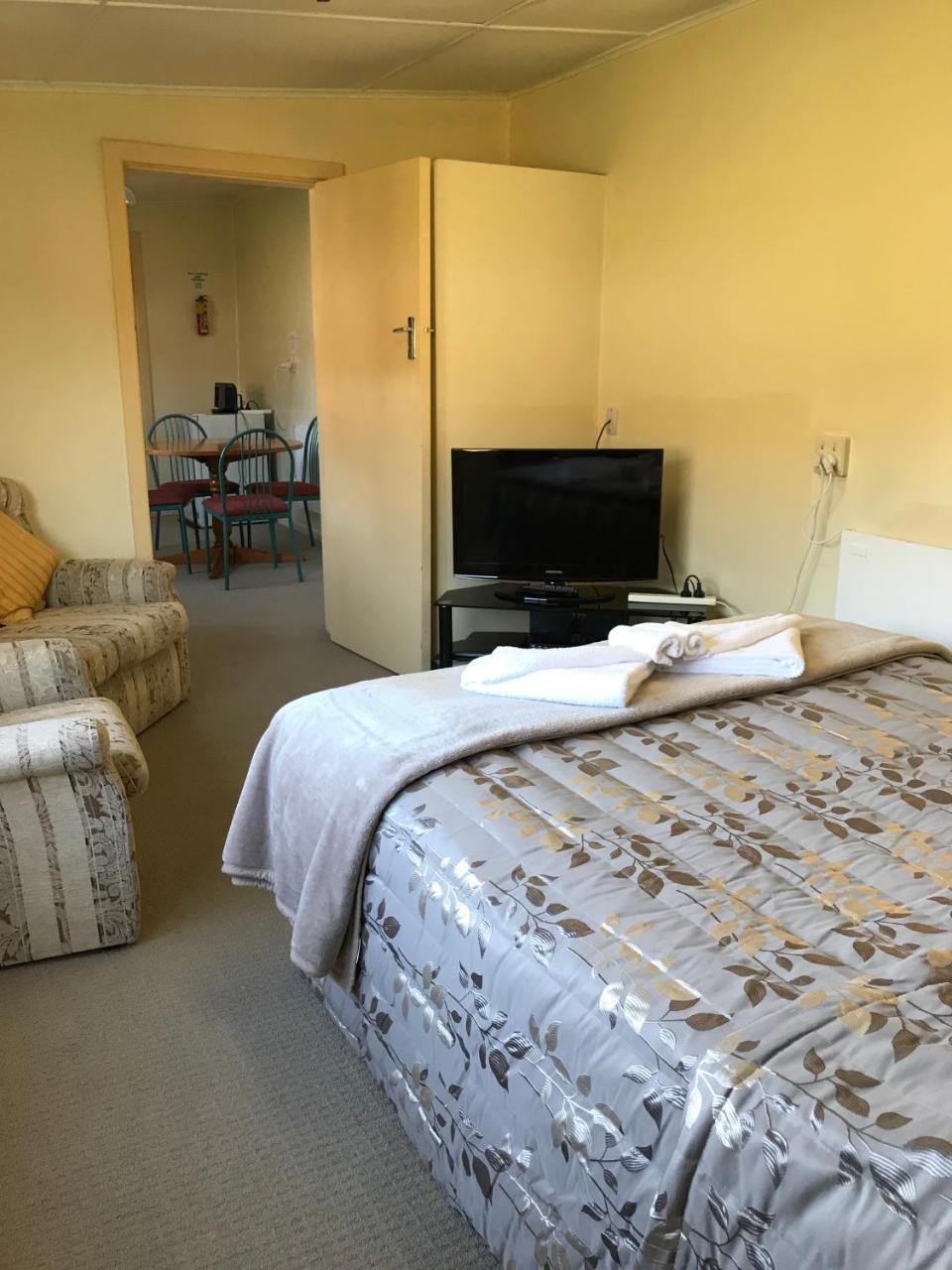 Lantern Court Motel Reefton Buitenkant foto