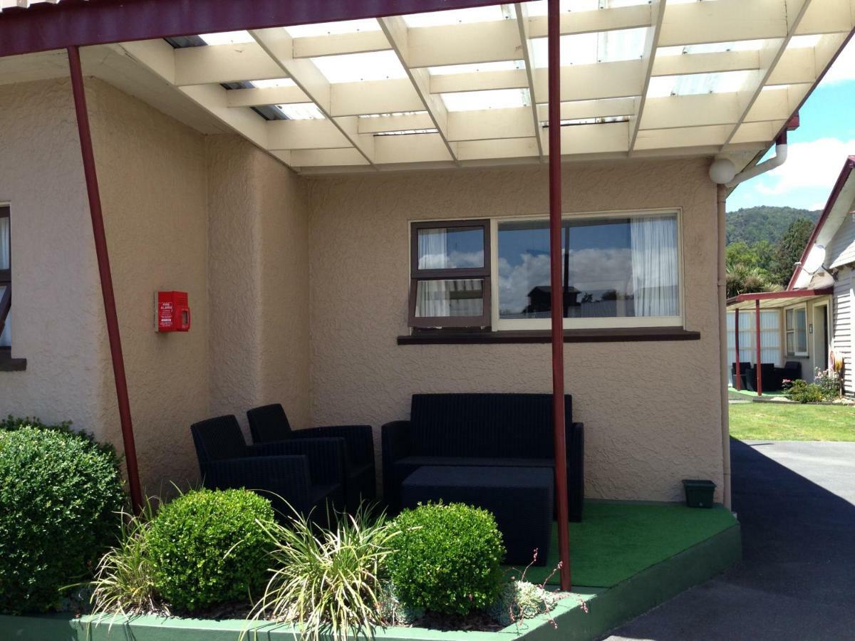 Lantern Court Motel Reefton Buitenkant foto
